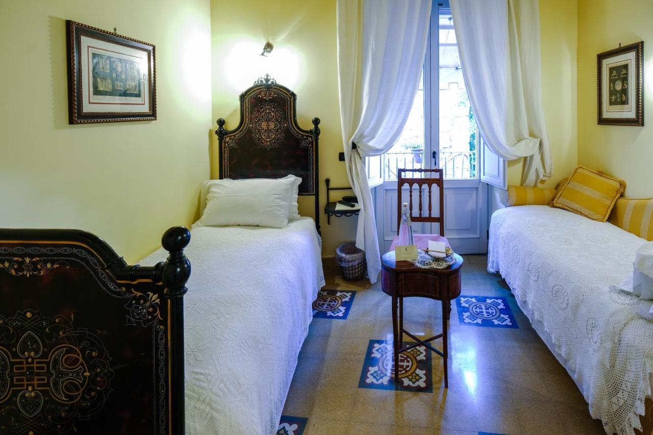 タオルミーナ Casa Turchetti Bed & Breakfast エクステリア 写真