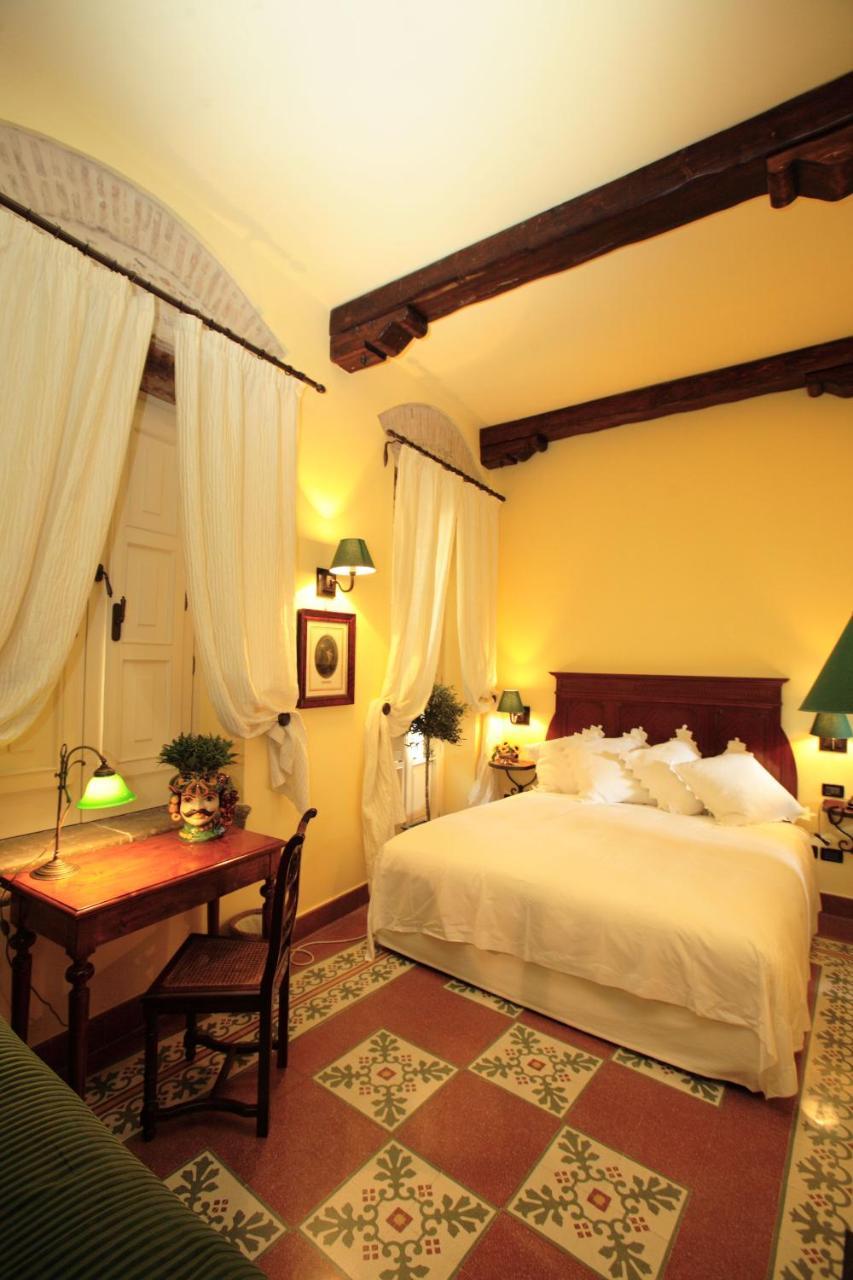タオルミーナ Casa Turchetti Bed & Breakfast エクステリア 写真